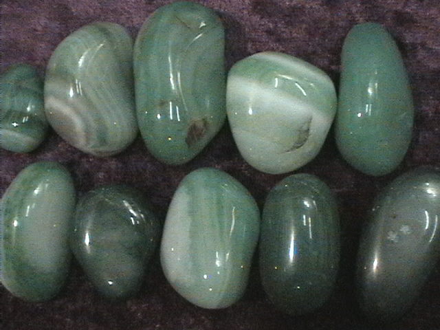 Tumbled Stone - Green Agate